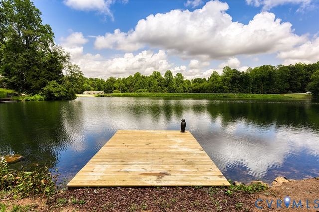 2224 Overlook Rd, Powhatan, VA 23139