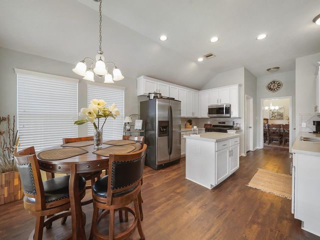 2307 Megellan Point Lane, Pearland, TX 77584