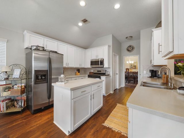 2307 Megellan Point Lane, Pearland, TX 77584