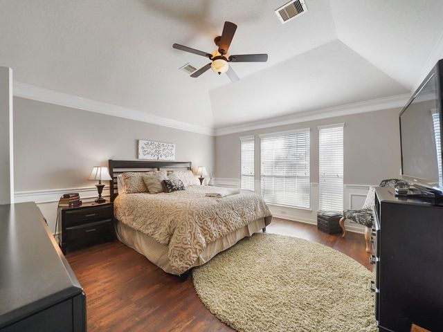 2307 Megellan Point Lane, Pearland, TX 77584