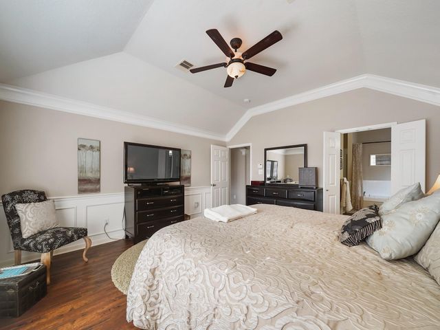 2307 Megellan Point Lane, Pearland, TX 77584