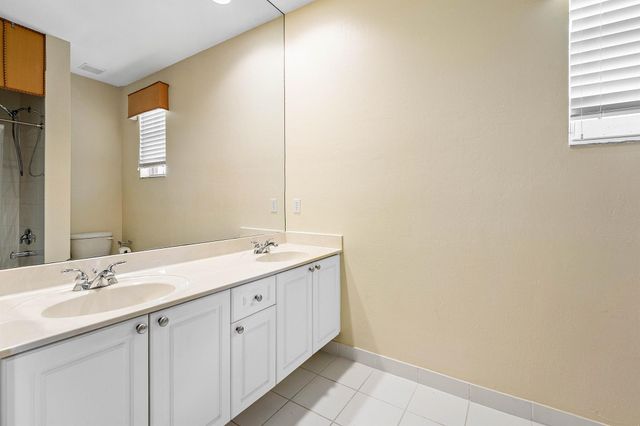 195 Sedona Way, Palm Beach Gardens, FL 33418