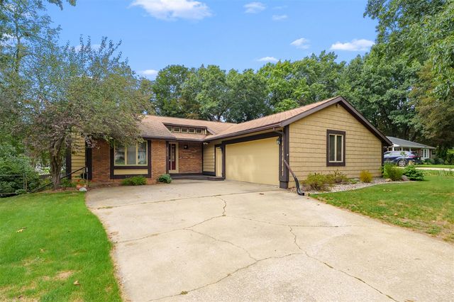 4038 Heights Lane, Kalamazoo, MI 49008
