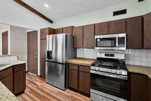 4038 Heights Lane, Kalamazoo, MI 49008