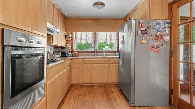 807 E Salisbury Street, Asheboro, NC 27203