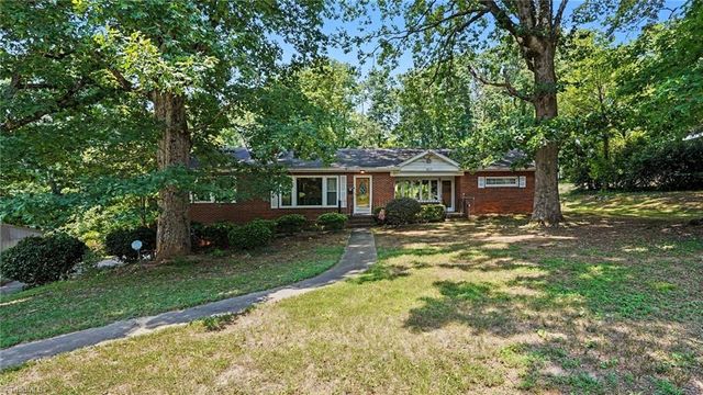 807 E Salisbury Street, Asheboro, NC 27203