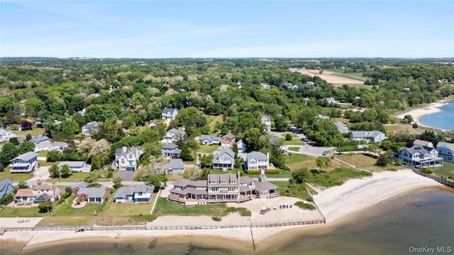 49 Dunlookin Lane, South Jamesport, NY 11970