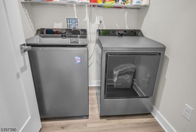 16 Esposito Ln, Roxbury Twp., NJ 07850