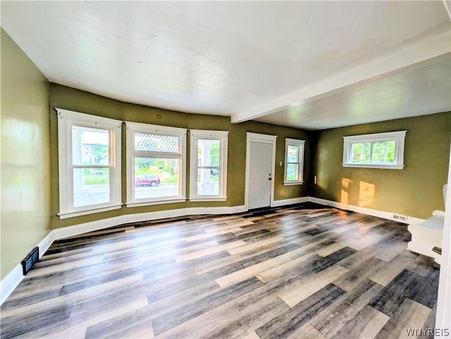 1807 Niagara Avenue, Niagara Falls, NY 14305