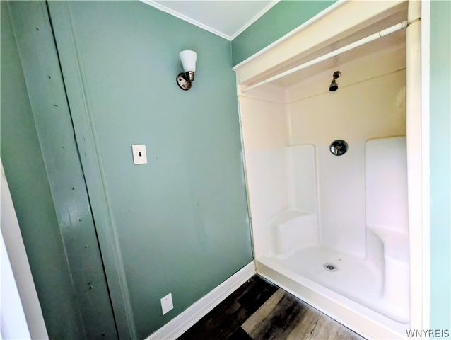 1807 Niagara Avenue, Niagara Falls, NY 14305
