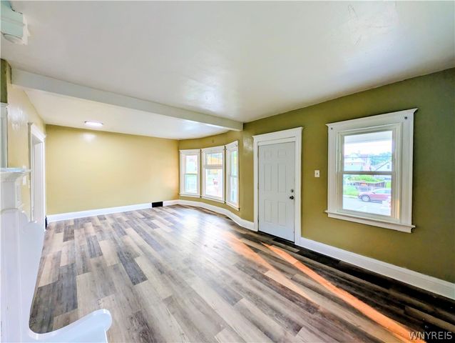 1807 Niagara Avenue, Niagara Falls, NY 14305