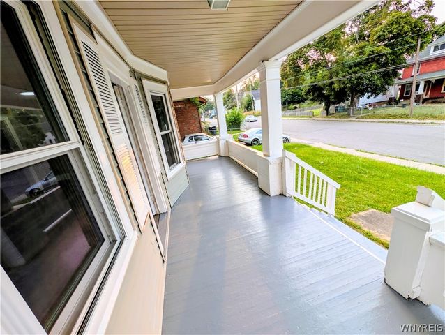 1807 Niagara Avenue, Niagara Falls, NY 14305