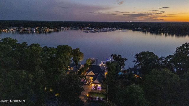 2567 River Road, Manasquan, NJ 08736