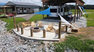 170 S River Front Dr, Clifton, TN 38425