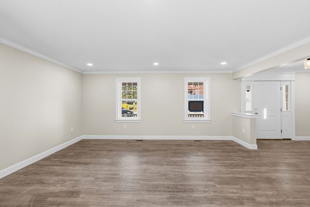 989 Bay Street, Fall River, MA 02724