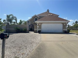 14833 Cobo De Bara, Corpus Christi, TX 78418