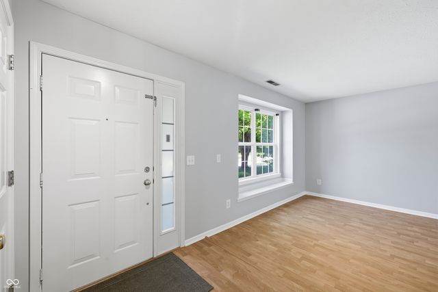 10207 Tybalt Drive, Fishers, IN 46038