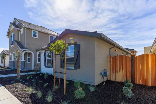 626 Carmel Avenue, Marina, CA 93933