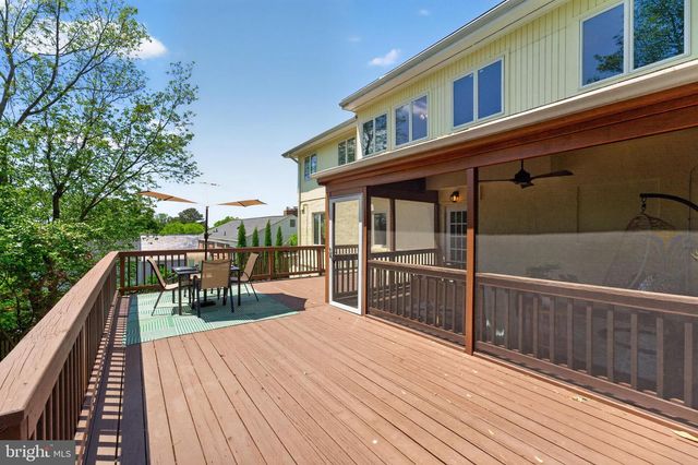 5430 22ND RD N, Arlington, VA 22205