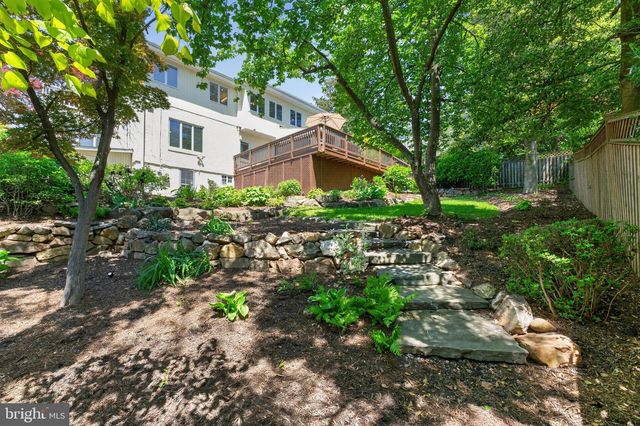 5430 22ND RD N, Arlington, VA 22205