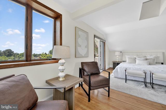 5430 22ND RD N, Arlington, VA 22205
