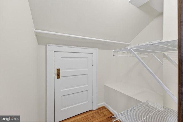 5430 22ND RD N, Arlington, VA 22205