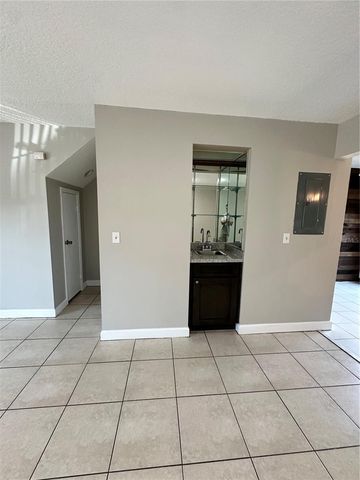 3282 OAK LAKE PLACE 3282, Winter Park, FL 32792