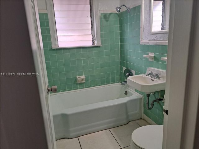 2020 Madison St, Hollywood, FL 33020