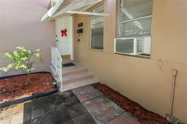 2020 Madison St, Hollywood, FL 33020