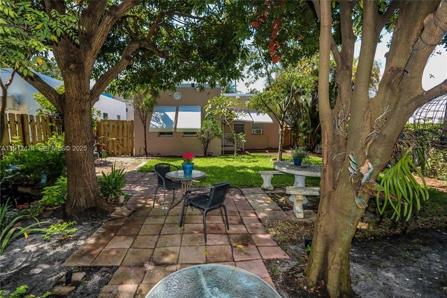 2020 Madison St, Hollywood, FL 33020