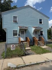 58-60 Pendleton Ave, Springfield, MA 01109