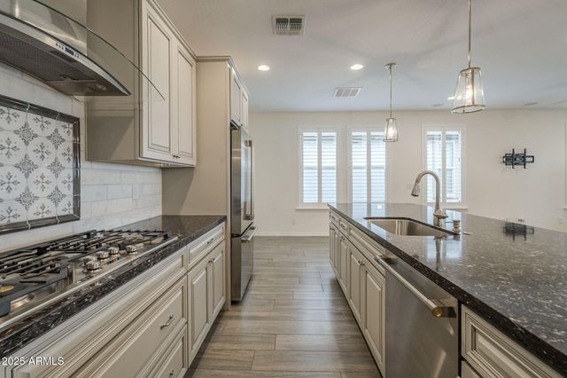 291 E LAS PUERTAS Lane, Queen Creek, AZ 85140