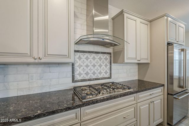 291 E LAS PUERTAS Lane, Queen Creek, AZ 85140