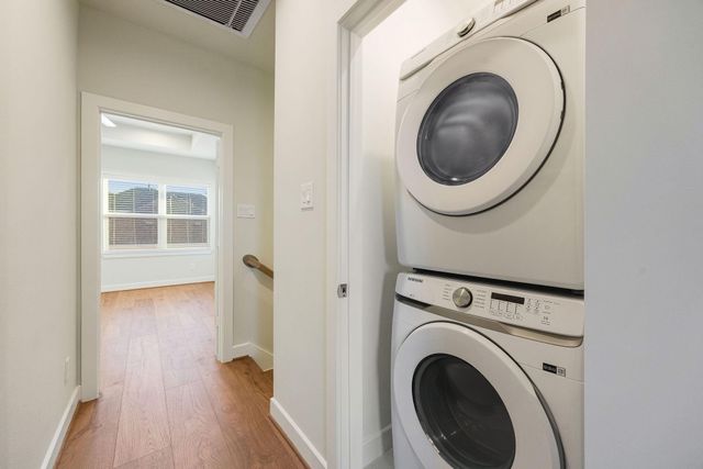 6302 Chelsea Falls Lane, Houston, TX 77008