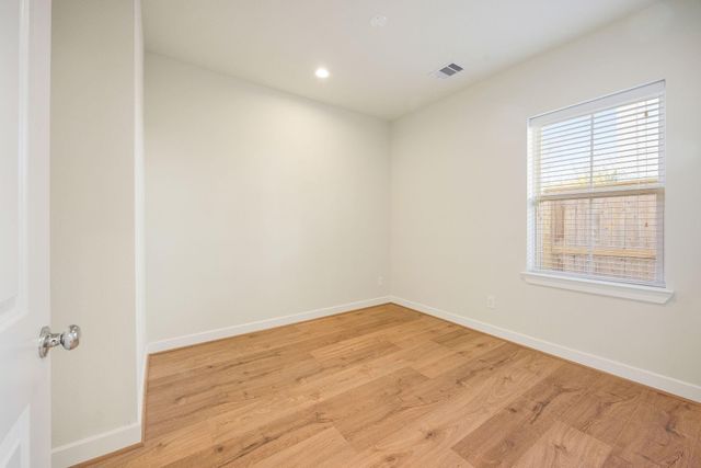 6302 Chelsea Falls Lane, Houston, TX 77008