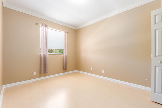 1088 Grove Park Circle, Boynton Beach, FL 33436