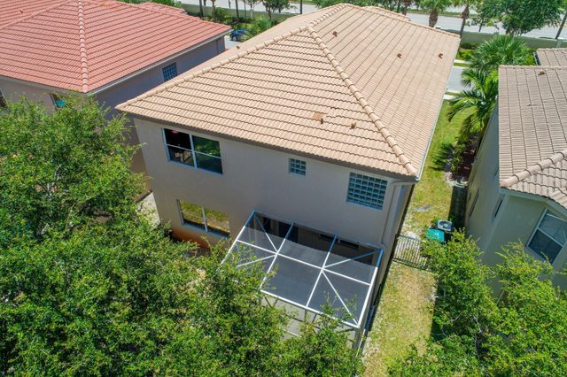 1088 Grove Park Circle, Boynton Beach, FL 33436