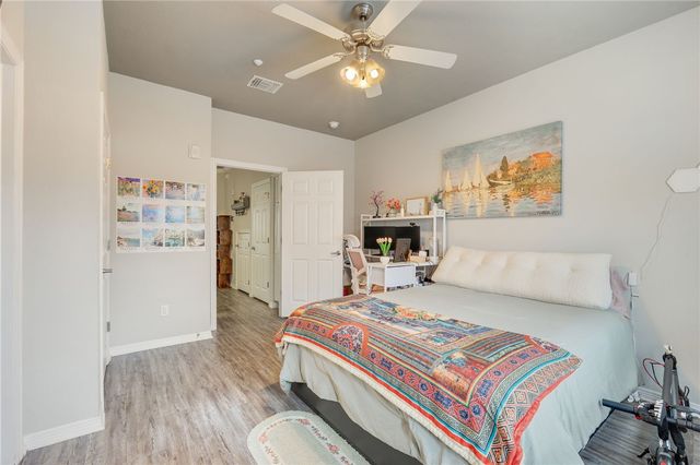 1198 Jones Butler 1305, College Station, TX 77840