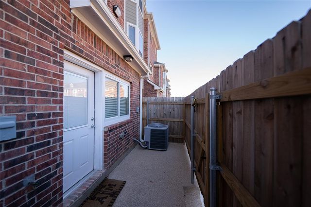 1198 Jones Butler 1305, College Station, TX 77840