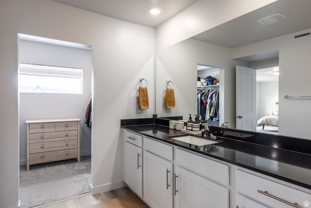 4924 W WILLOWSTONE DR, Highland, UT 84003