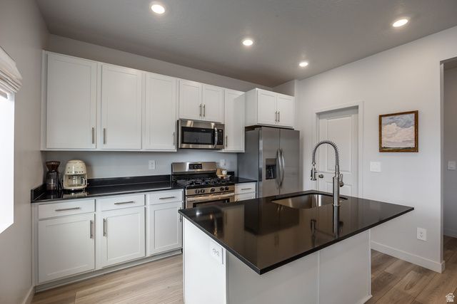 4924 W WILLOWSTONE DR, Highland, UT 84003