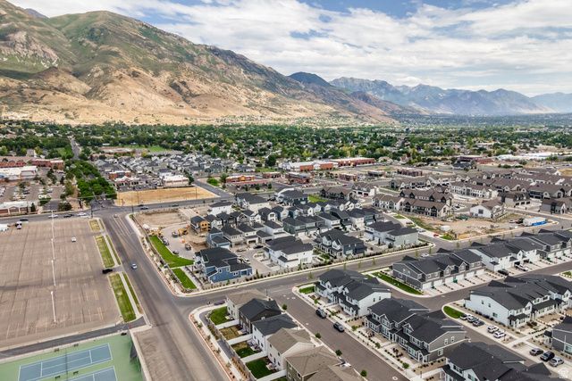 4924 W WILLOWSTONE DR, Highland, UT 84003
