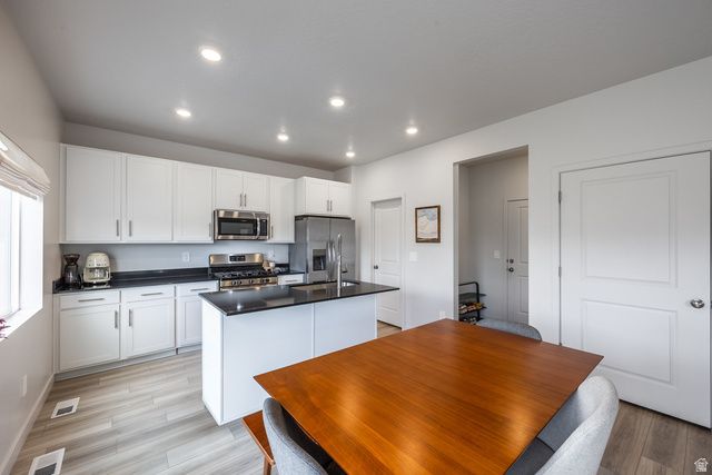 4924 W WILLOWSTONE DR, Highland, UT 84003