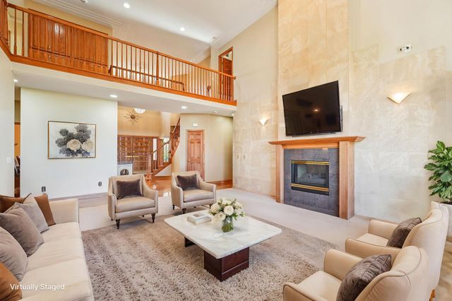 18685 Highview Avenue, Lakeville, MN 55044