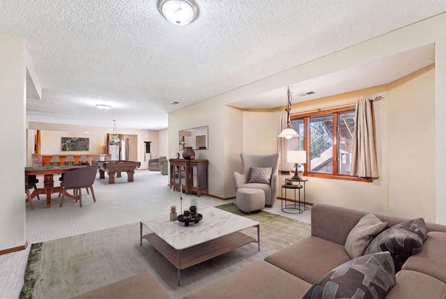 18685 Highview Avenue, Lakeville, MN 55044