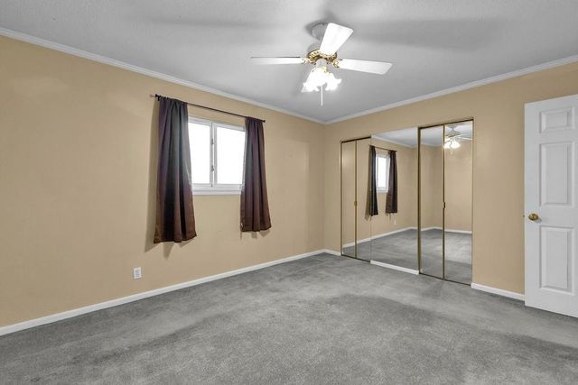 2811 Pembroke Lane A9, St Joseph, MO 64506