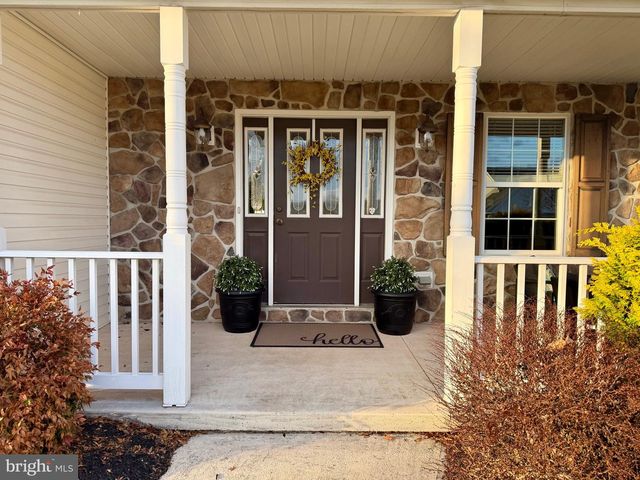 44 OAK AVE, Halifax, PA 17032