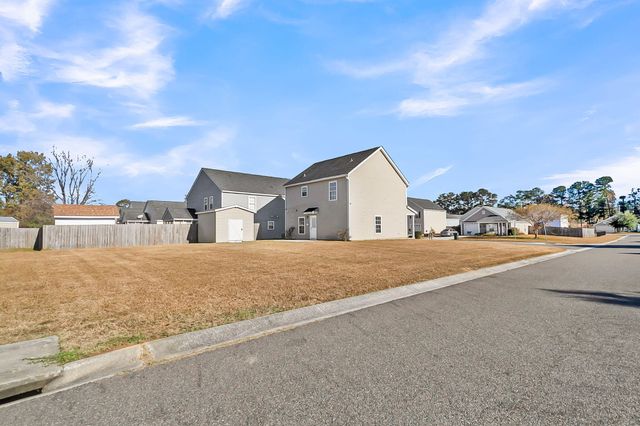 3033 Kinswood Lane, Ladson, SC 29456