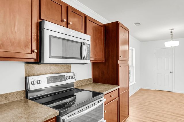 3033 Kinswood Lane, Ladson, SC 29456