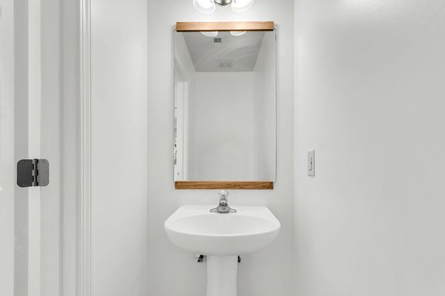 3033 Kinswood Lane, Ladson, SC 29456